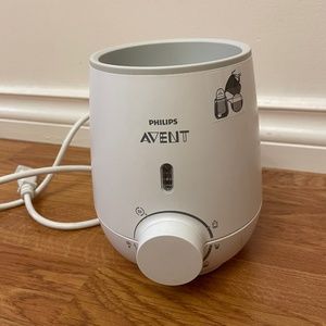 Avent baby bottle warmer. Warms baby food too. Reg $64+taxes.